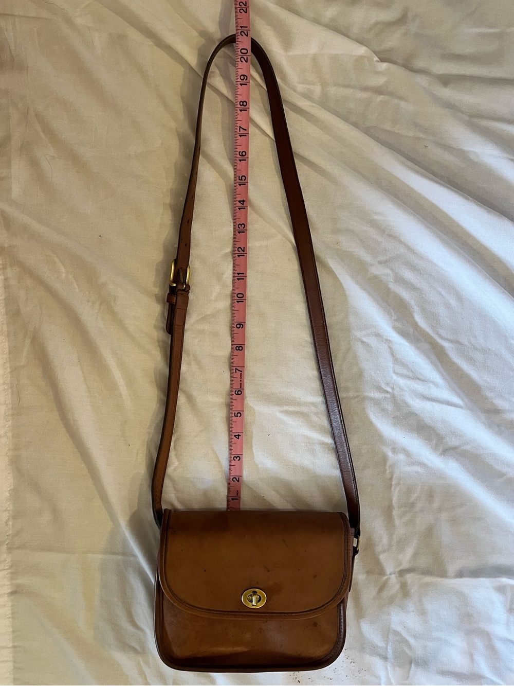 Vintage Coach Collegiate 9815 British Tan Crossbody Bag - Picture 12 of 16